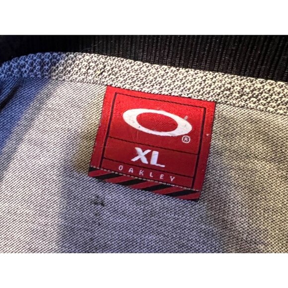 Oakley men's gray polo shirt size XL black collar, logo - Picture 6 of 8